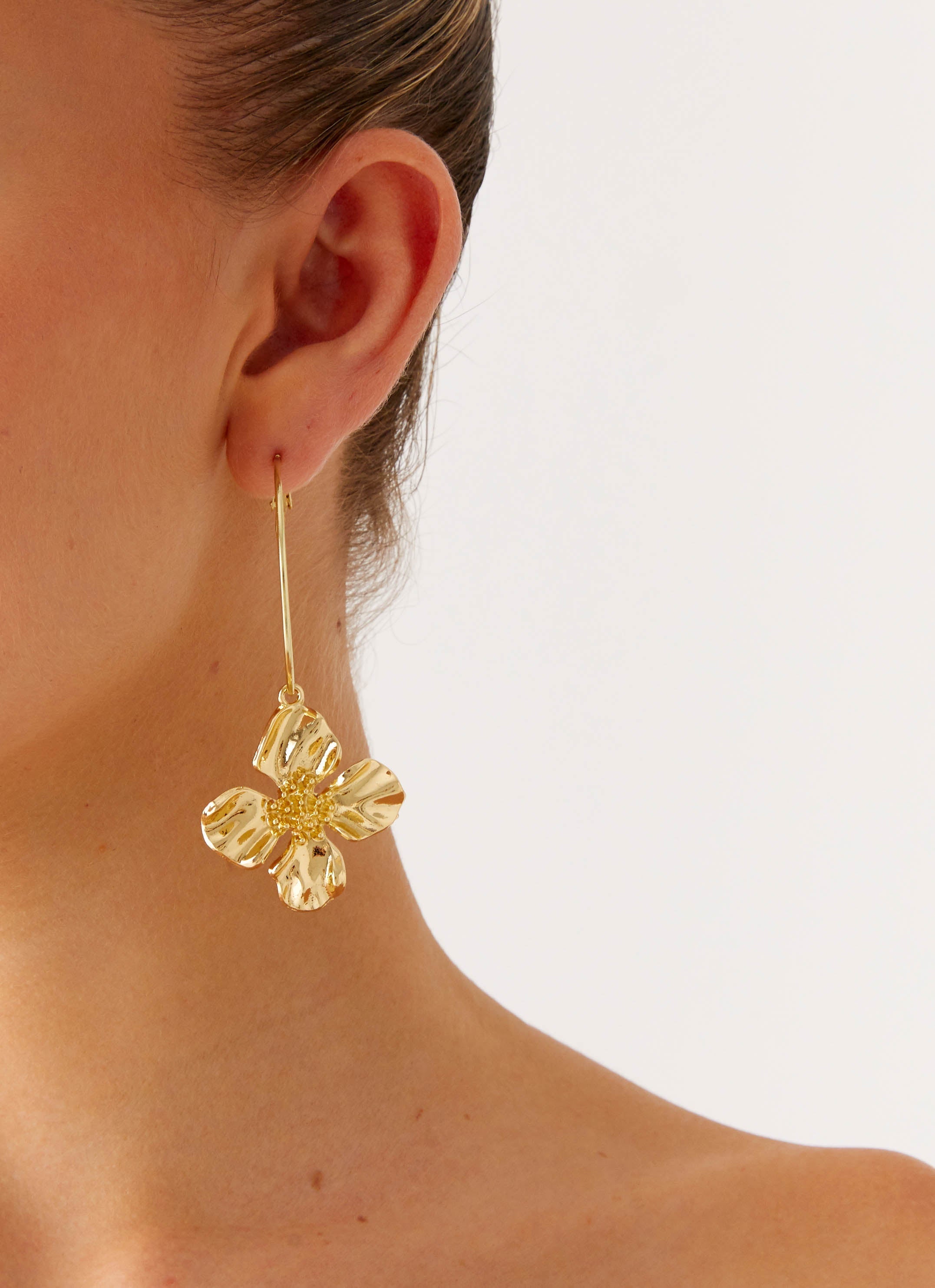 Aulora Flower Earrings - Gold