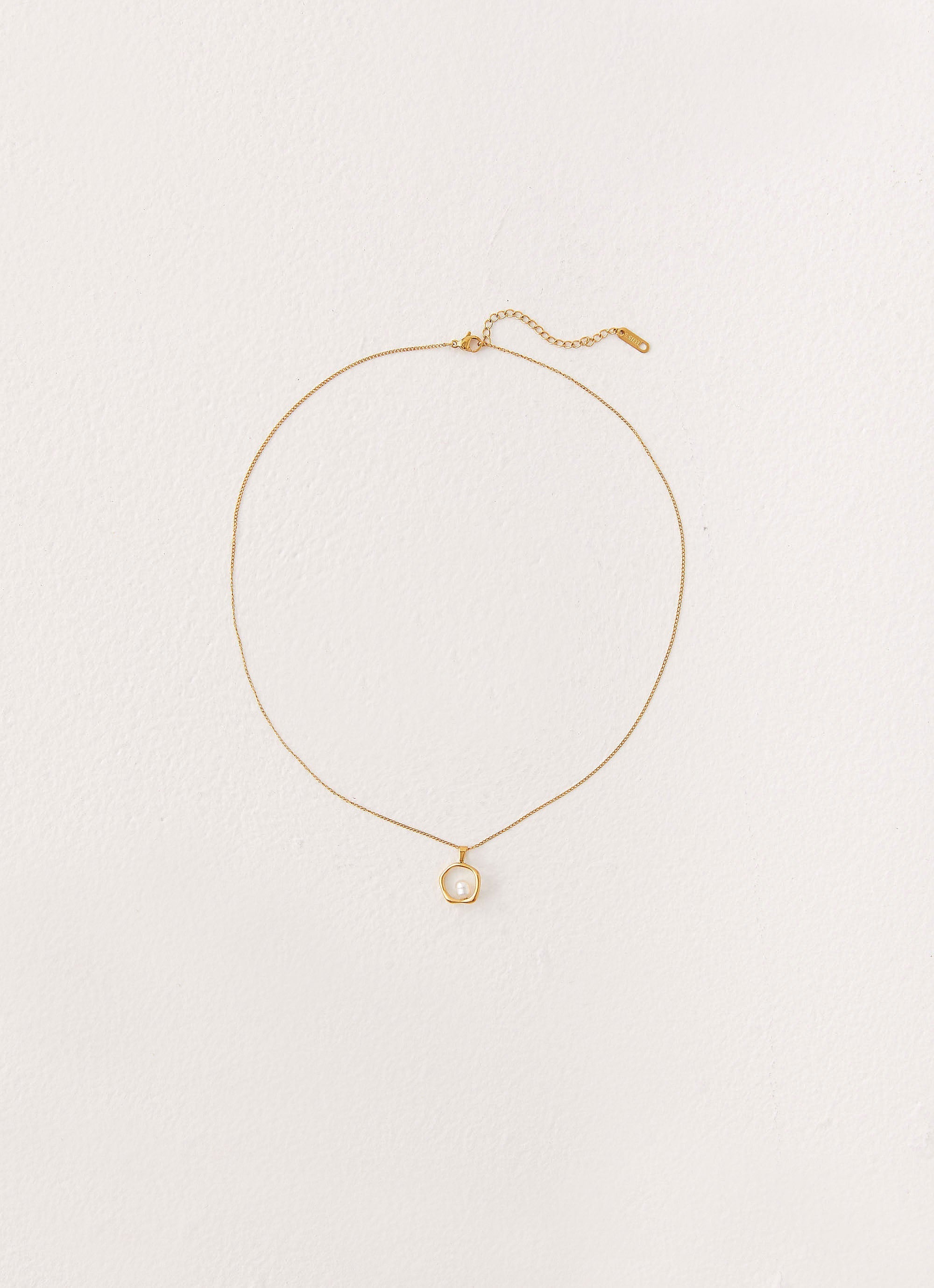 Zania Necklace - Gold