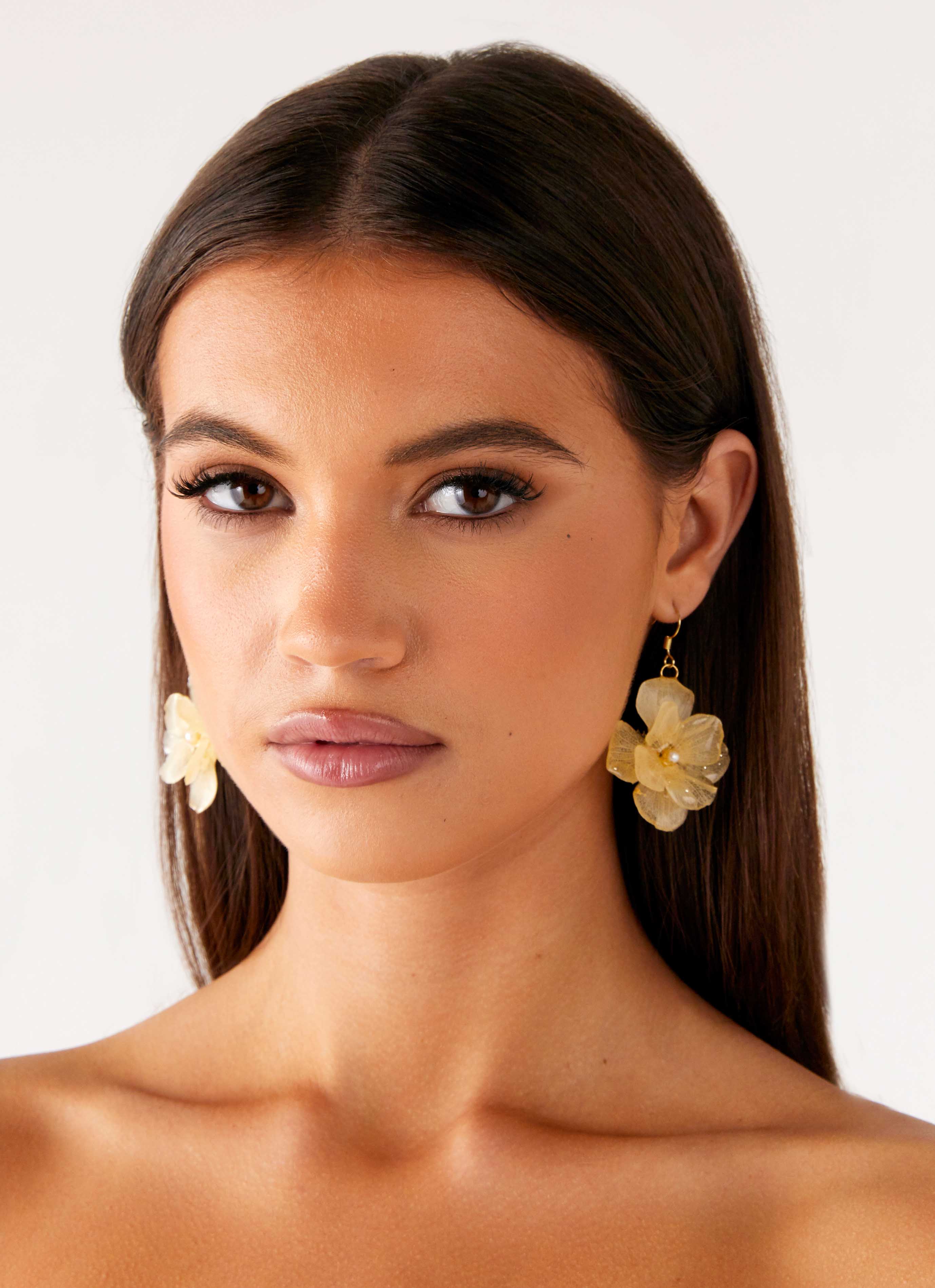 Mona Earrings - Ivory